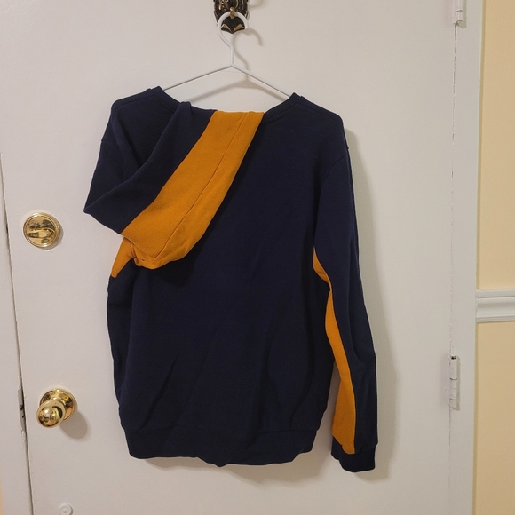 RETRO GUESS SWEATER LARGE - Picture 3 of 3